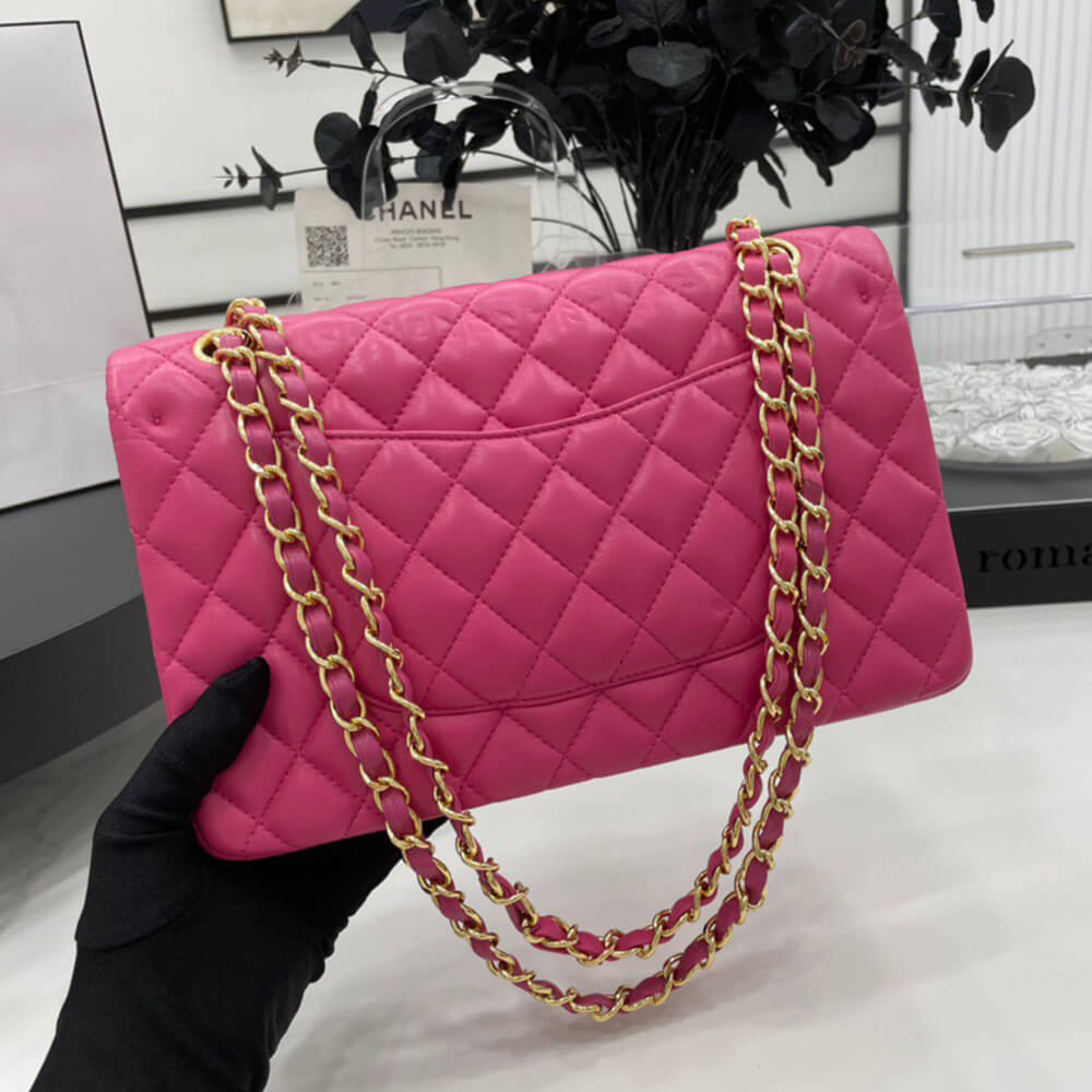 CHANEL Classic Flap Medium