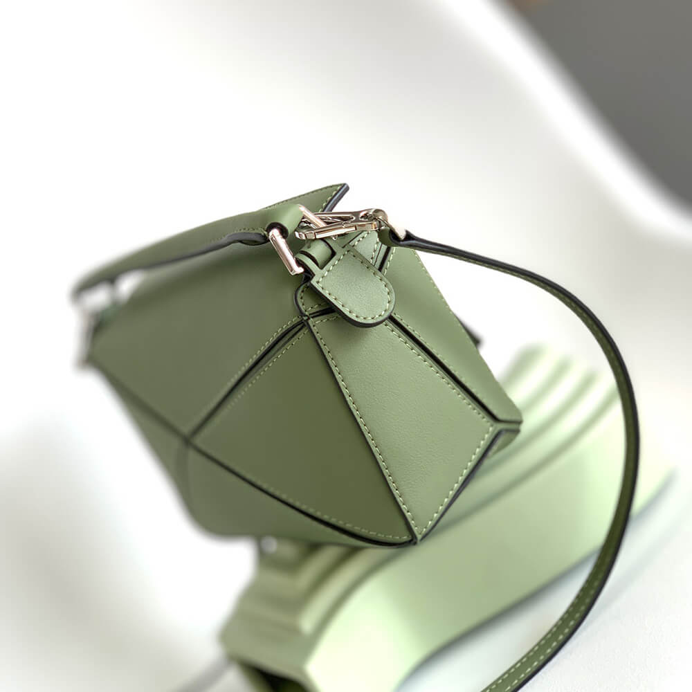 16012-3 LOEWE Mini Puzzle bag