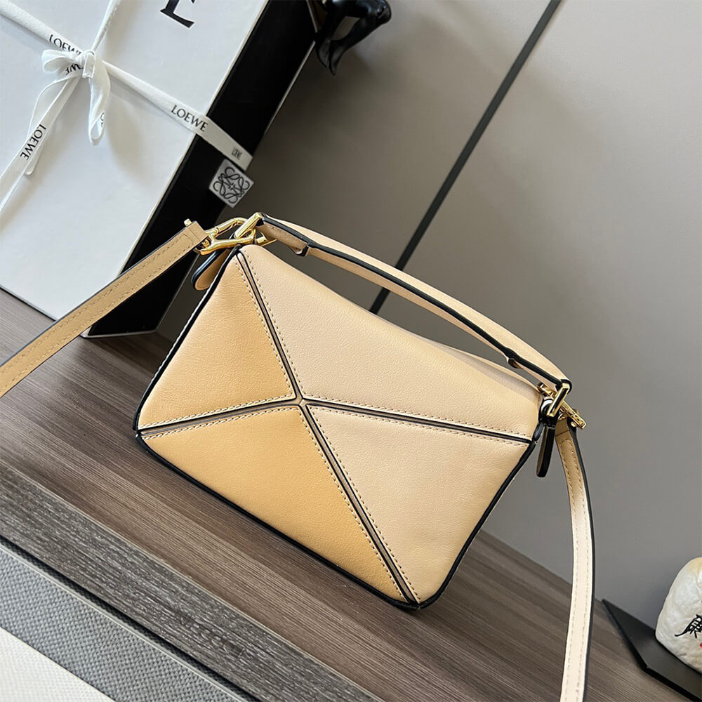 16015-4 LOEWE Mini Puzzle bag