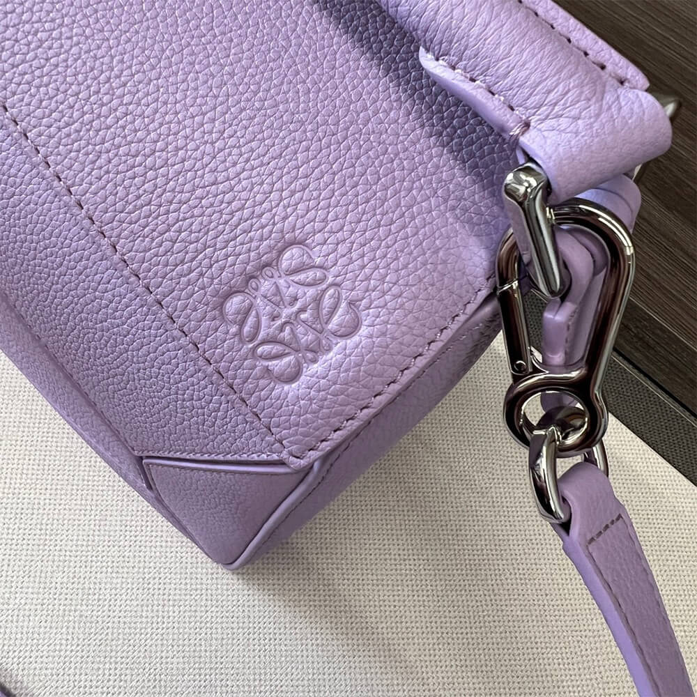 16028-5 LOEWE Small Puzzle Bag