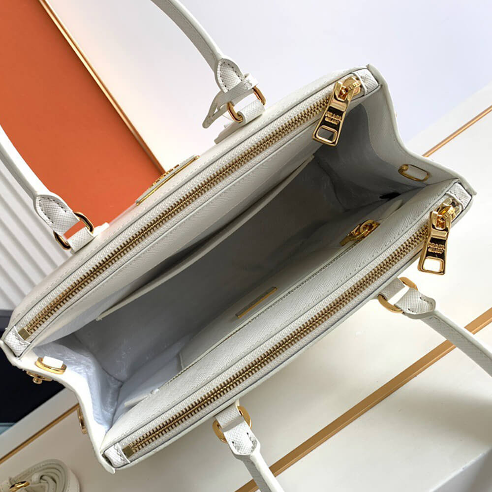 Medium Prada Galleria Saffiano leather bag