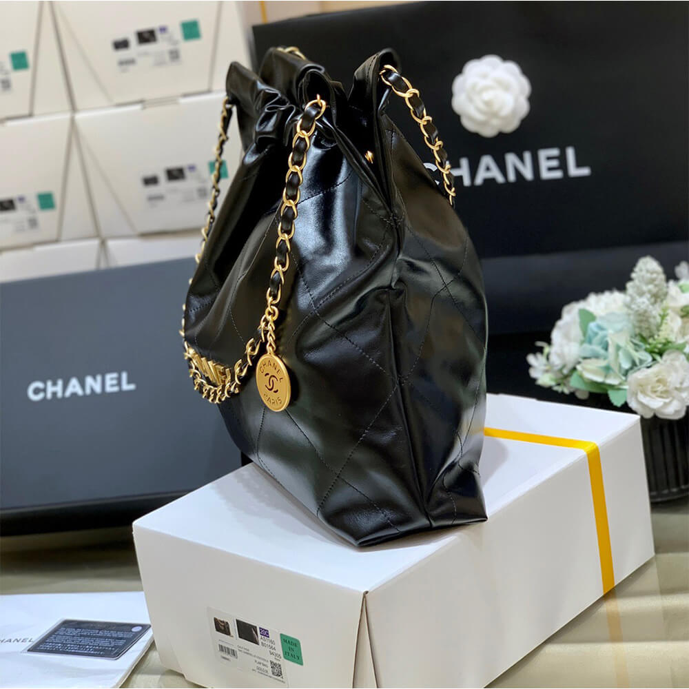 CHANEL 22 HANDBAG