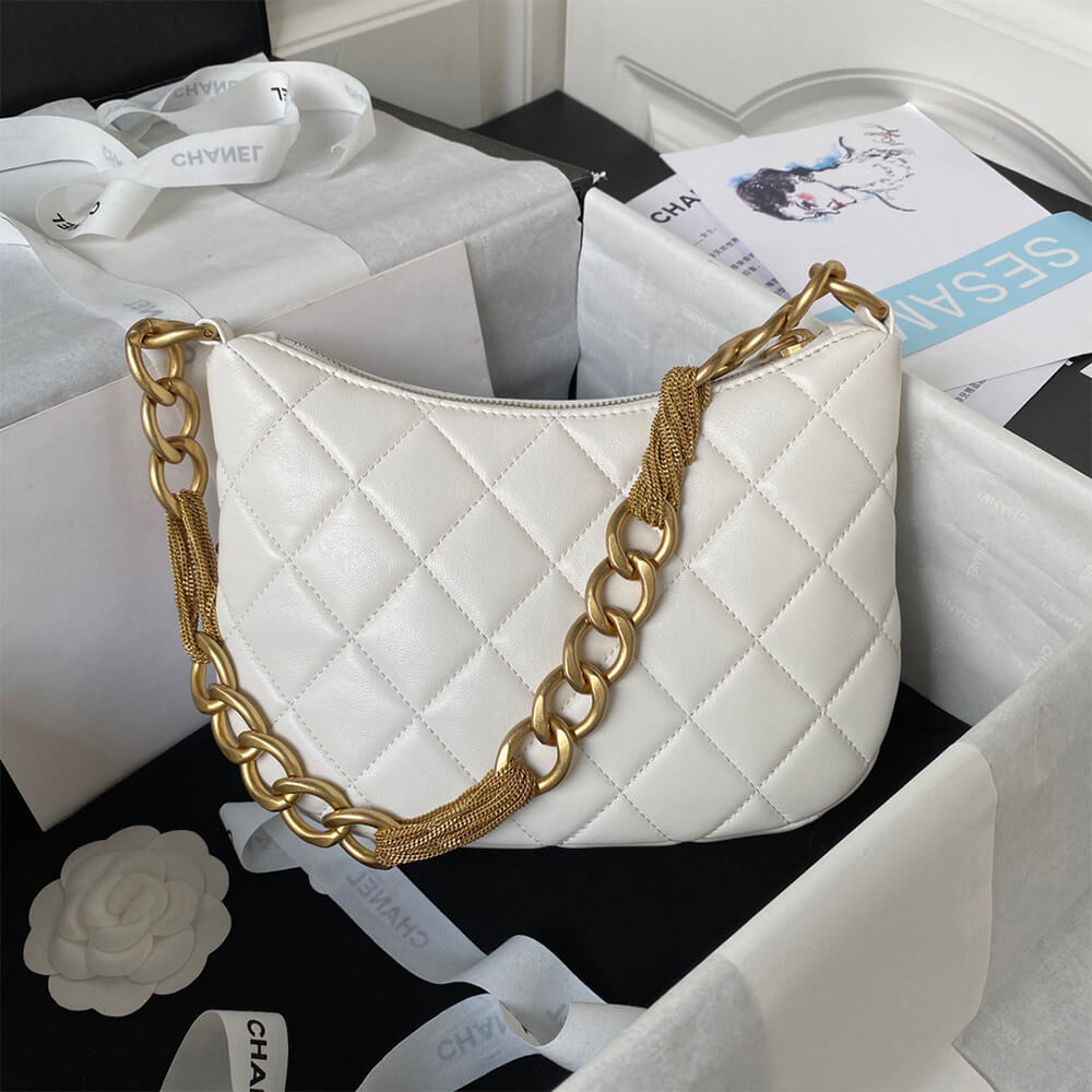 16146-3 CHANEL HOBO HANDBAG