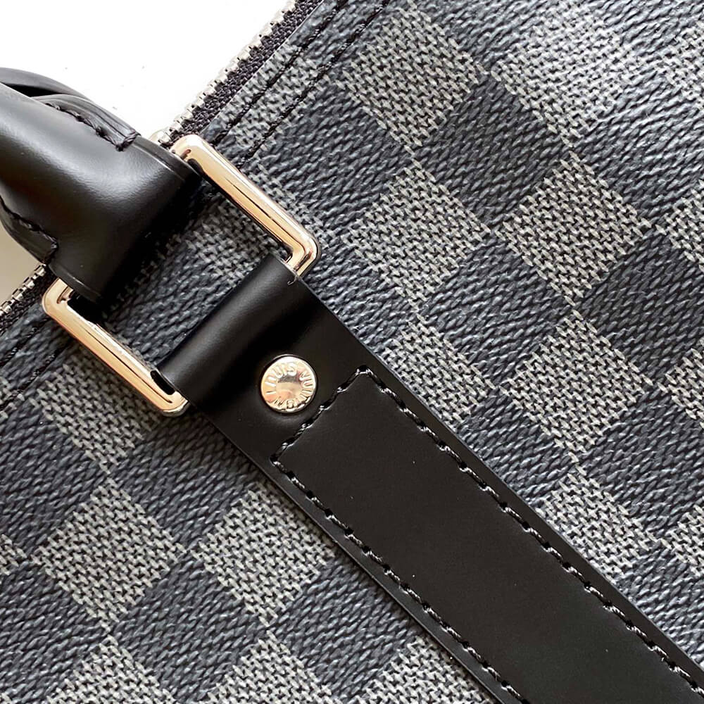 LV Keepall BandouliÃ¨re 55