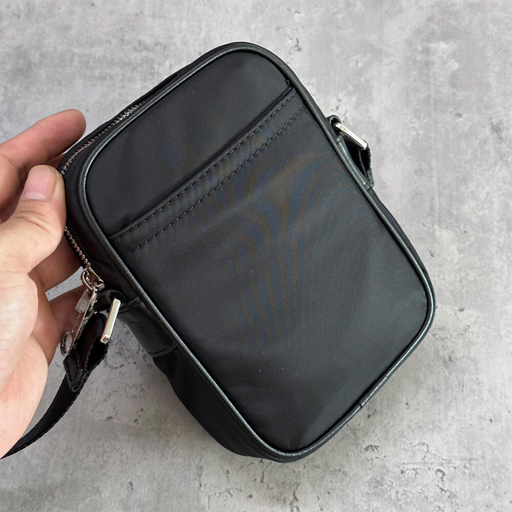 16194-5 Burberry Vertical Paddy Bag