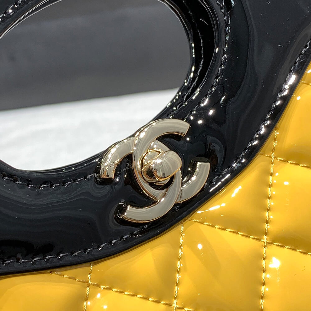 CHANEL 31 MINI SHOPPING BAG