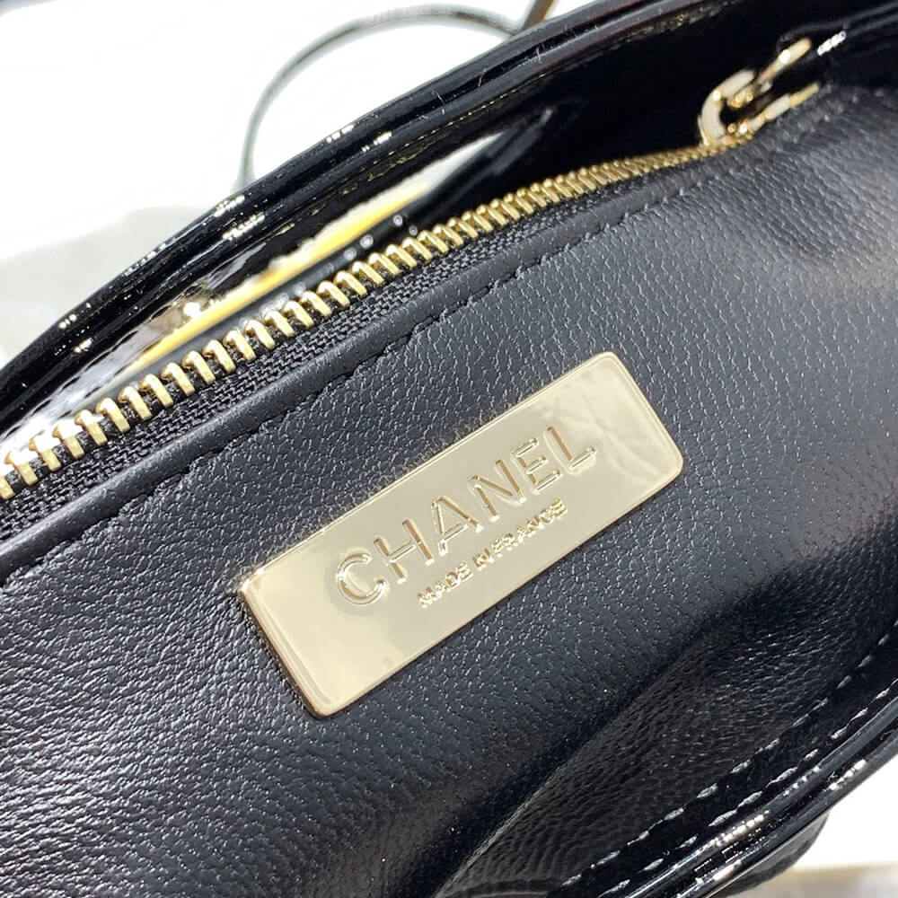 CHANEL 31 MINI SHOPPING BAG