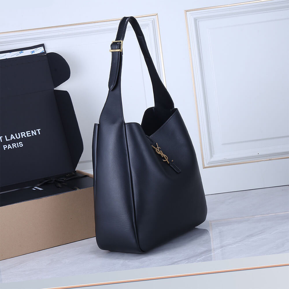 YSL LARGE LE 5 A 7 SUPPLE IN SMOOTH LEATHER