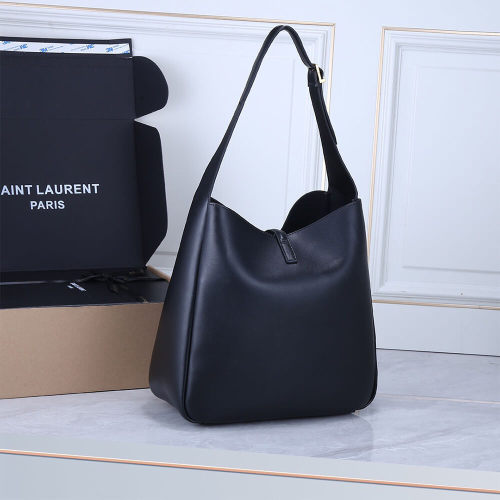 YSL LARGE LE 5 A 7 SUPPLE IN SMOOTH LEATHER