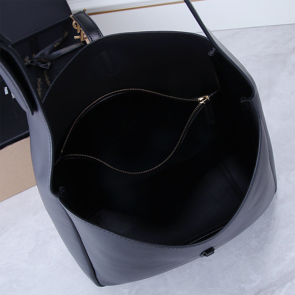 YSL LARGE LE 5 A 7 SUPPLE IN SMOOTH LEATHER