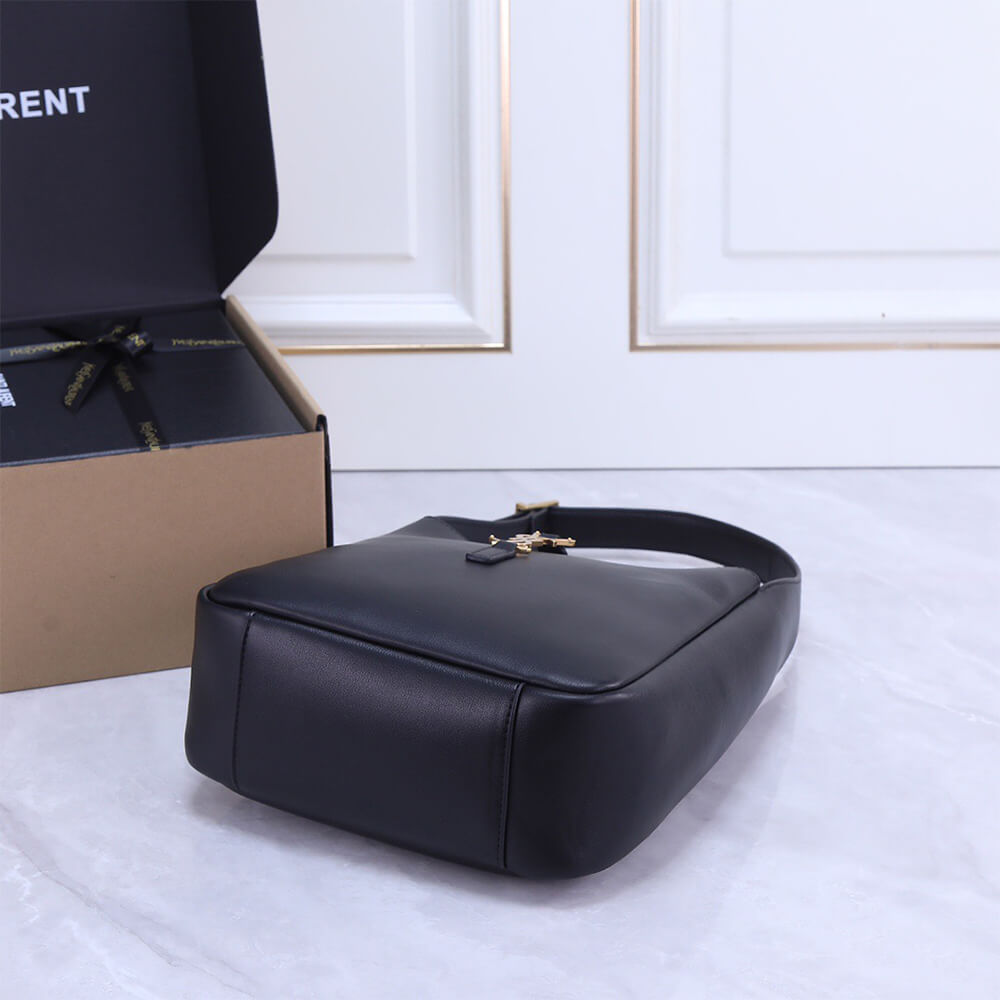 SMALL LE 5 À 7 SUPPLE IN SMOOTH LEATHER