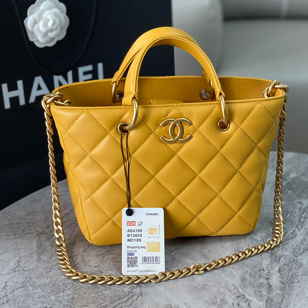 CHANEL SHOPPING BAG