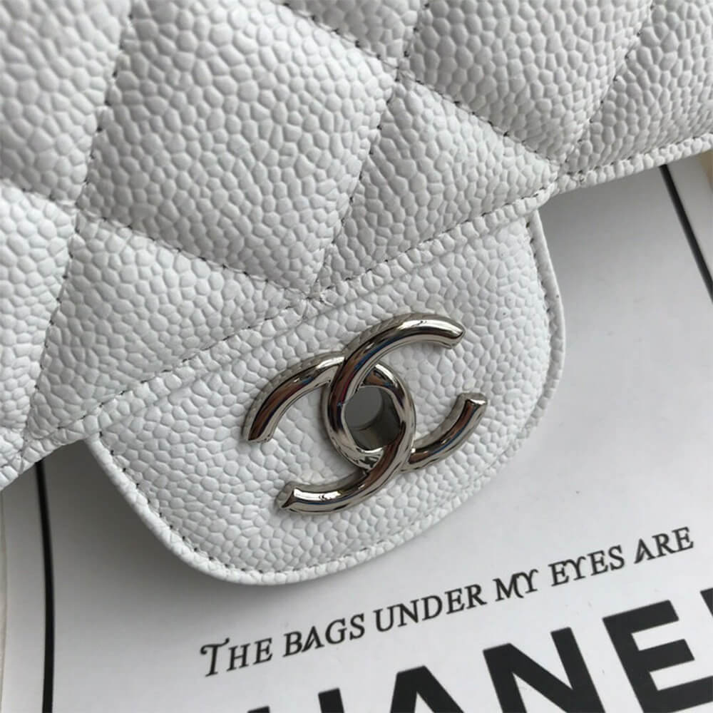 CHANEL CLASSIC JUMBO FLAP
