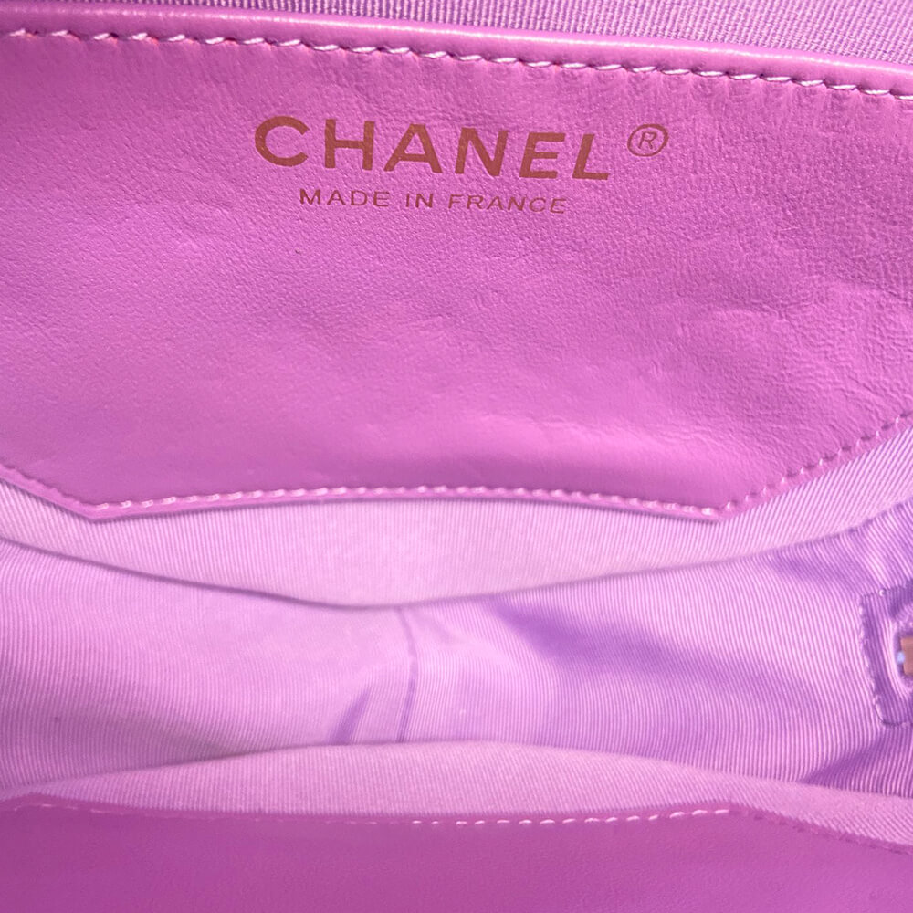 Chanel 22s Heart Bag