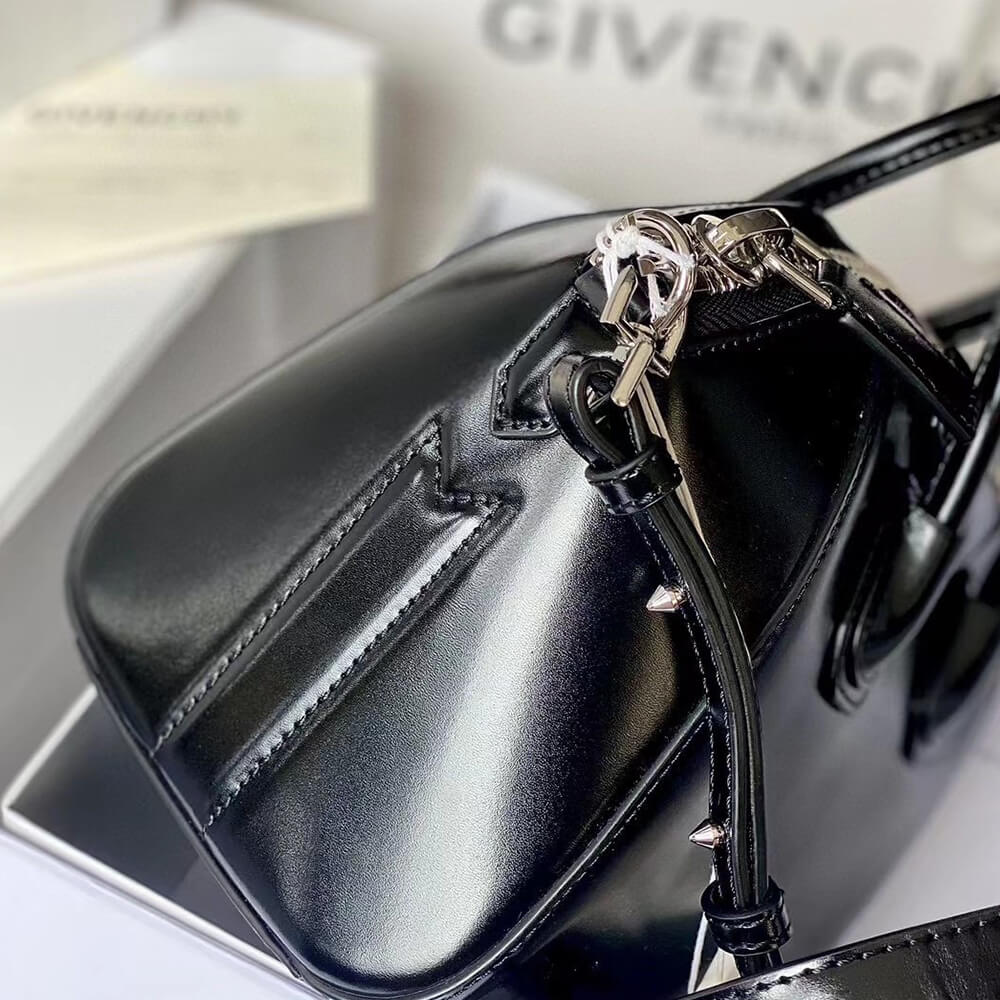 GIVENCHY Small Antigona