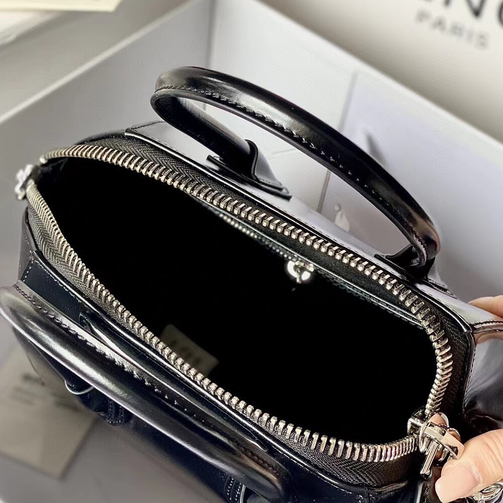 GIVENCHY Small Antigona