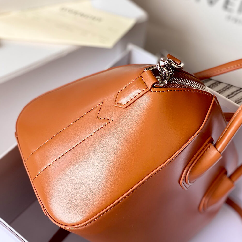 GIVENCHY Small Antigona