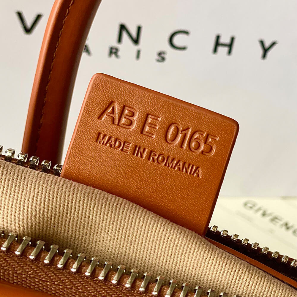 GIVENCHY Small Antigona