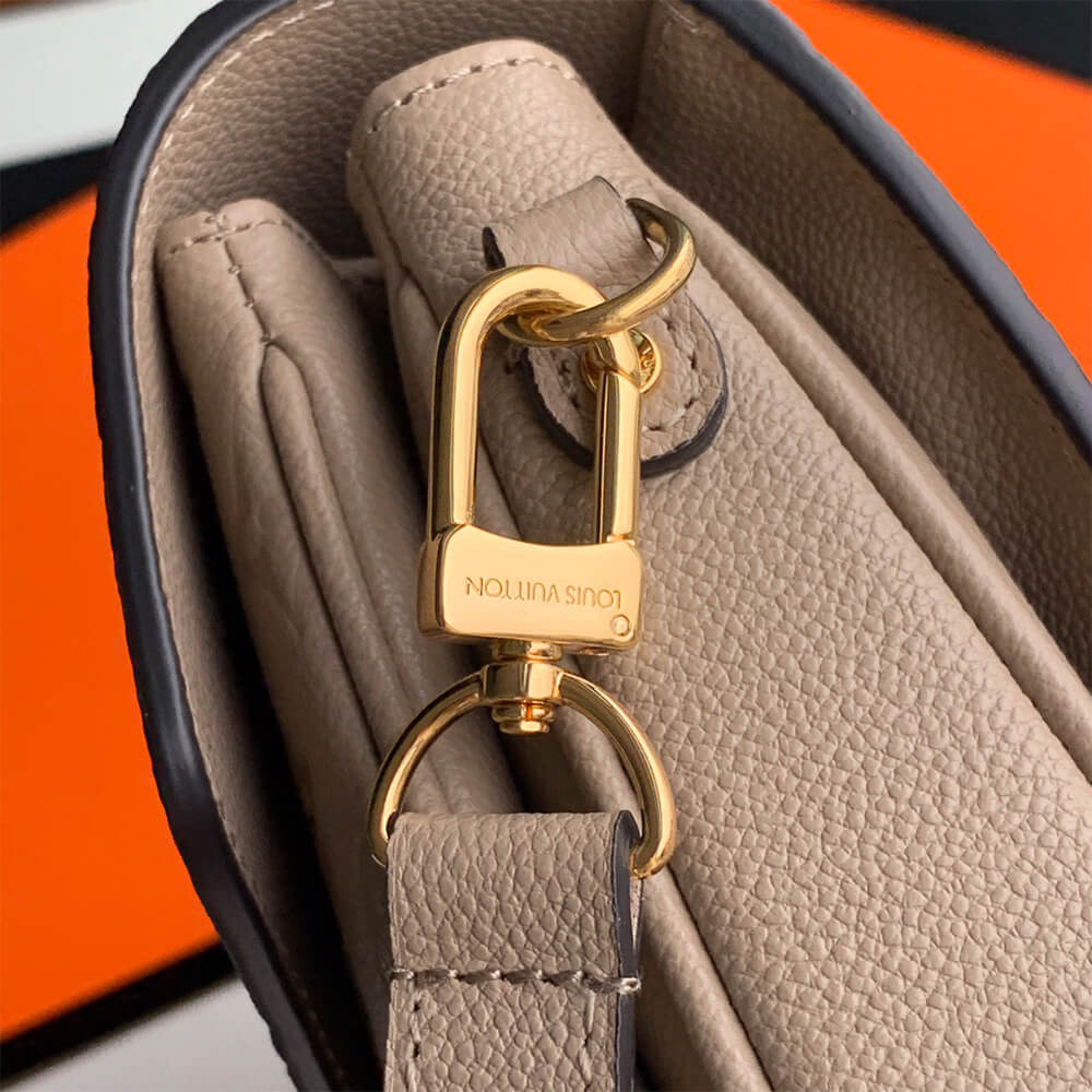 16442-6 LV Pochette Métis