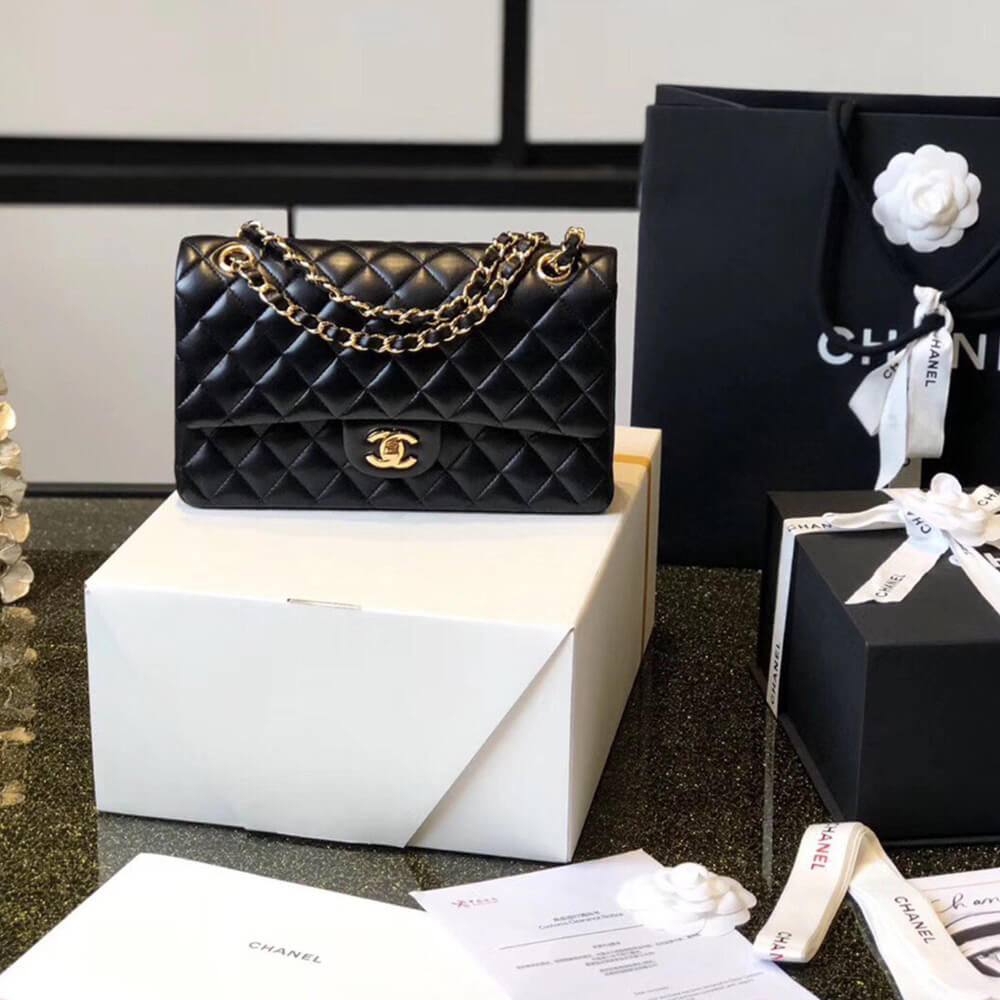 CHANEL CLASSIC FLAP HANDBAG