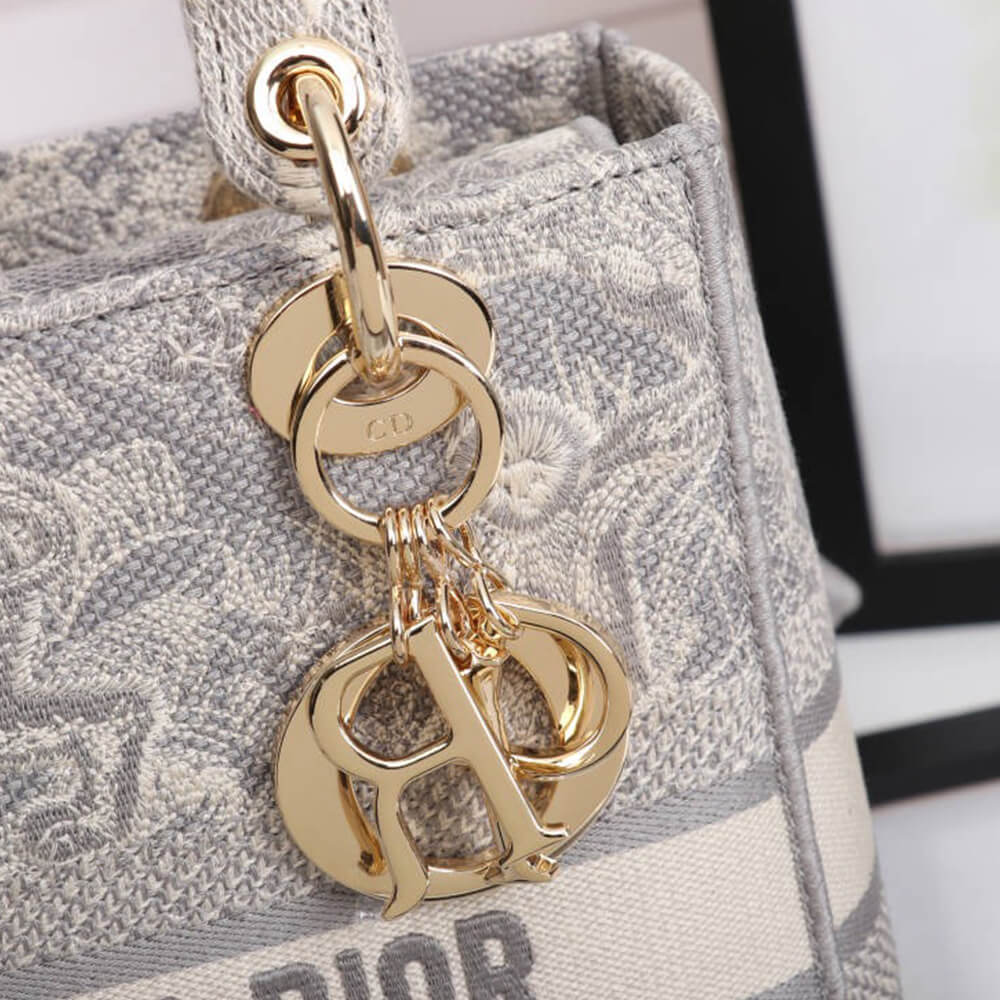 16505-6 DIOR MEDIUM LADY D-LITE BAG(High-End Grade)