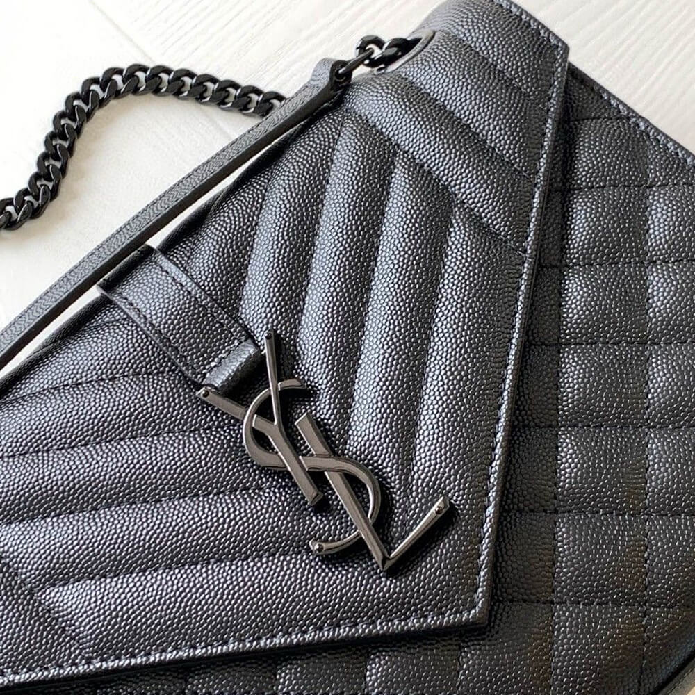 YSL ENVELOPE MEDIUM IN QUILTED GRAIN DE POUDRE EMBOSSED LEATHER(HIGH-END GRADE)