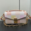 16603-2 LV Pochette Metis East West