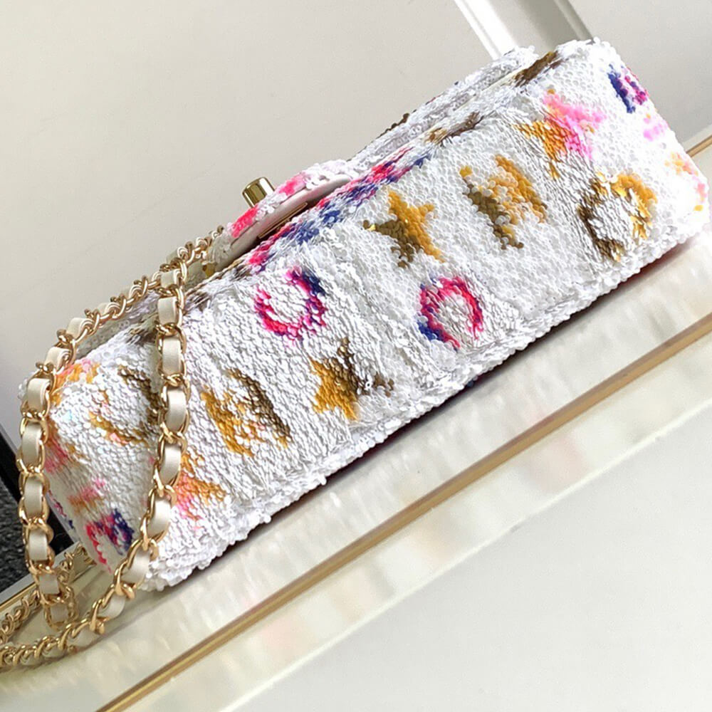 CHANEL SMALL FLAP BAG