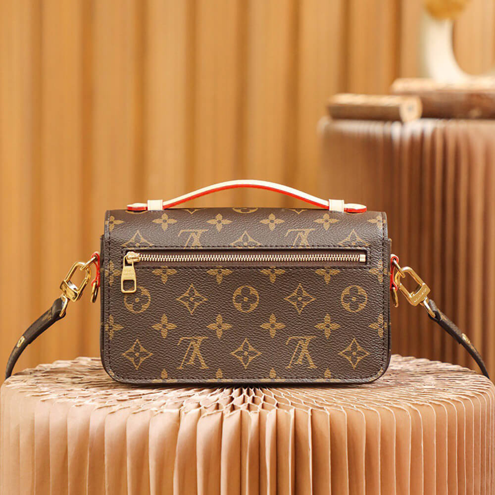 16681-4 LV POCHETTE METIS EAST WEST(HIGH-END GRADE)