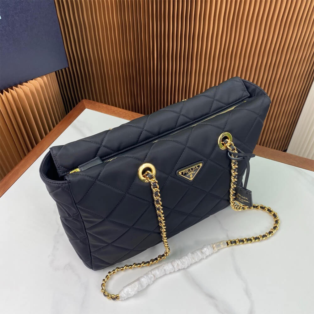 Prada Re-Edition 1995 ChaÃ®ne medium Re-Nylon tote bag(HIGH-END GRADE)