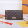 LV Wallet On Chain Lily