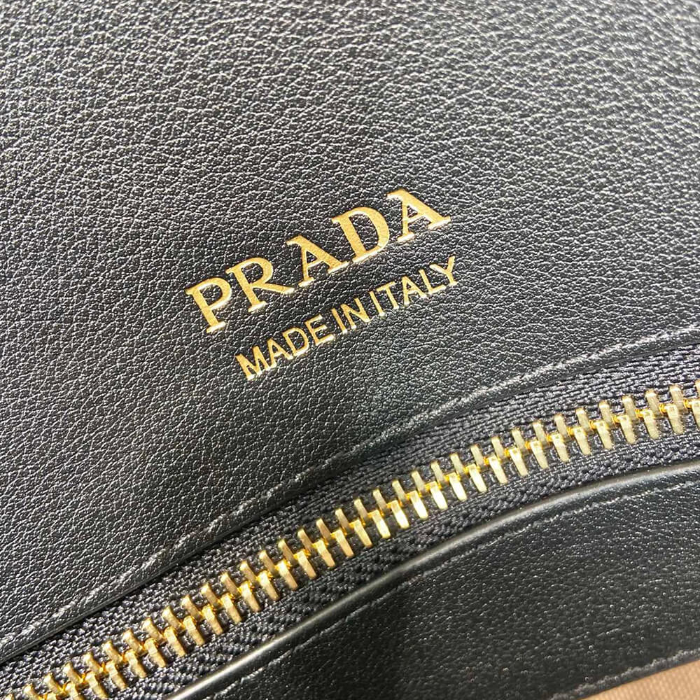 Prada Large leather tote bag(high-end grade)