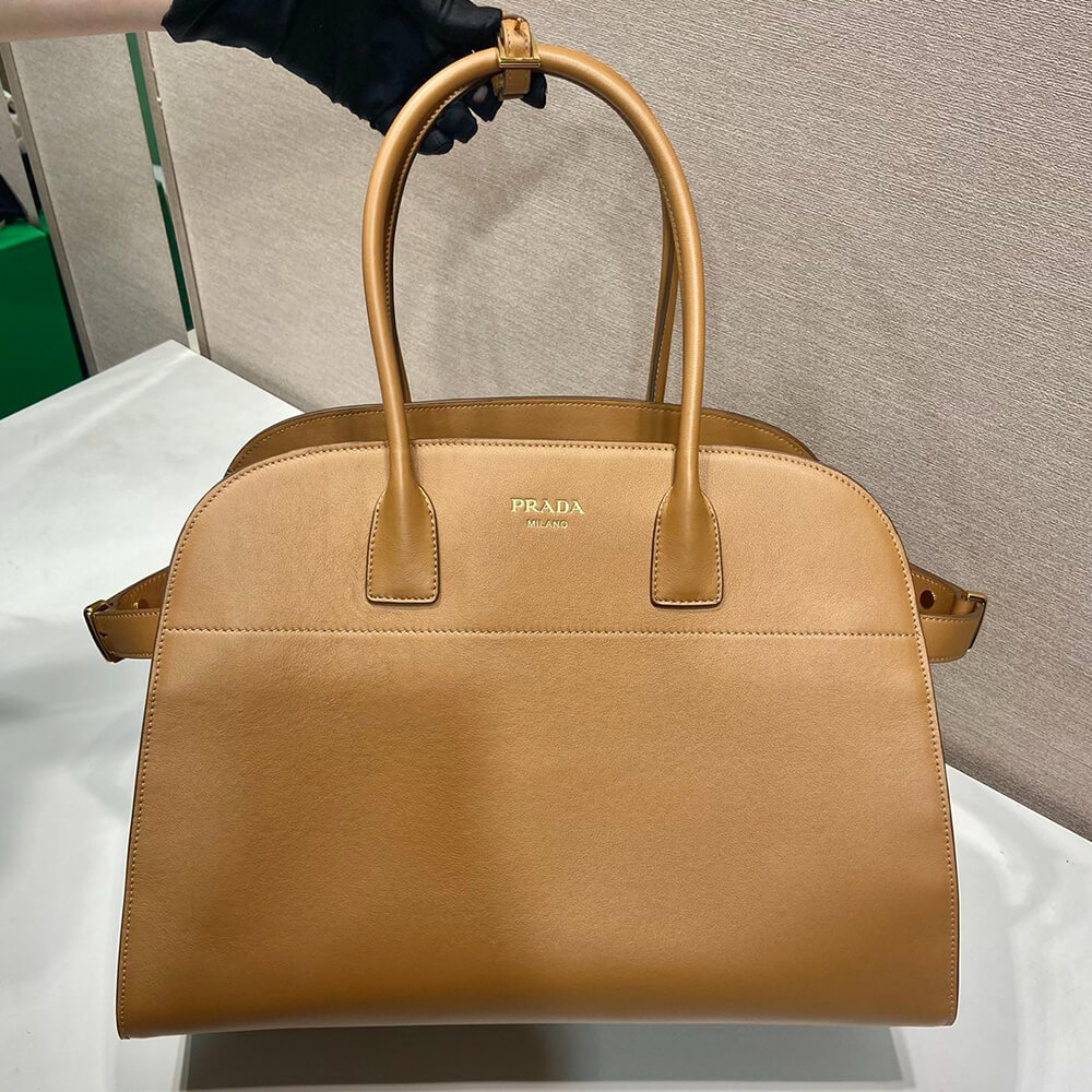 Prada Large leather tote bag(high-end grade)
