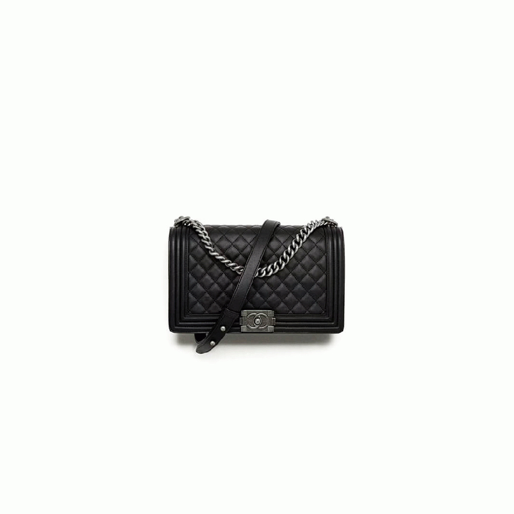 LARGE BOY CHANEL HANDBAG(HIGH-END GRADE)