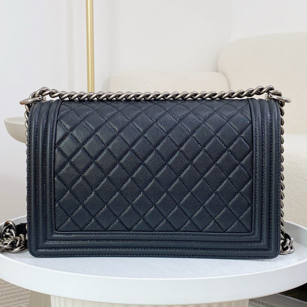 LARGE BOY CHANEL HANDBAG(HIGH-END GRADE)