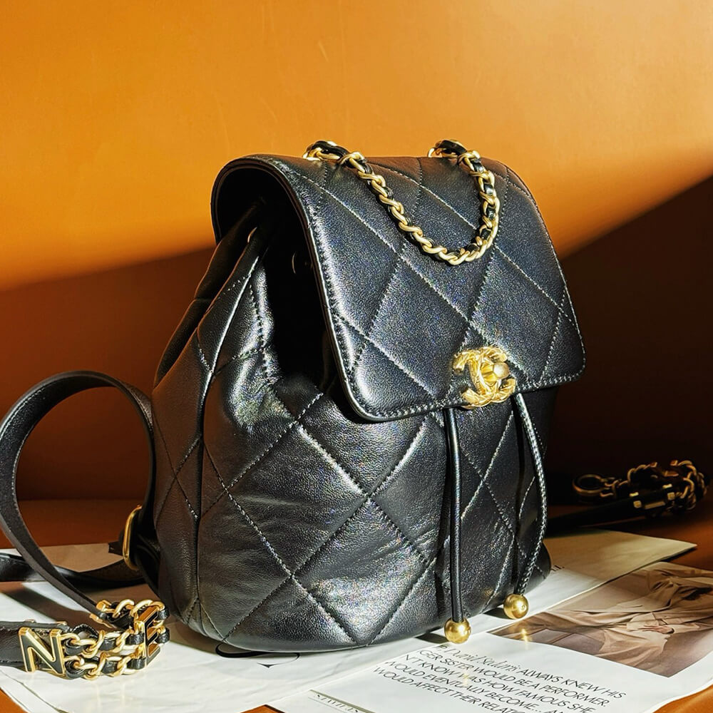 CHANEL BACKPACK(HIGH-END GRADE)