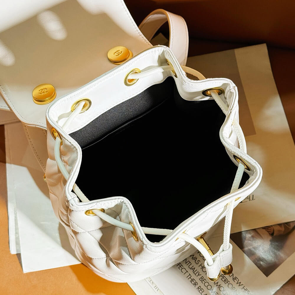 CHANEL BACKPACK(HIGH-END GRADE)