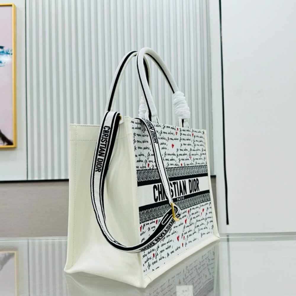 Dioramour Medium Dior Book Tote