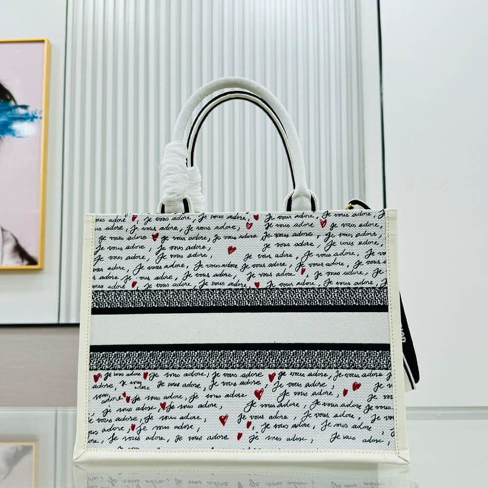 Dioramour Medium Dior Book Tote