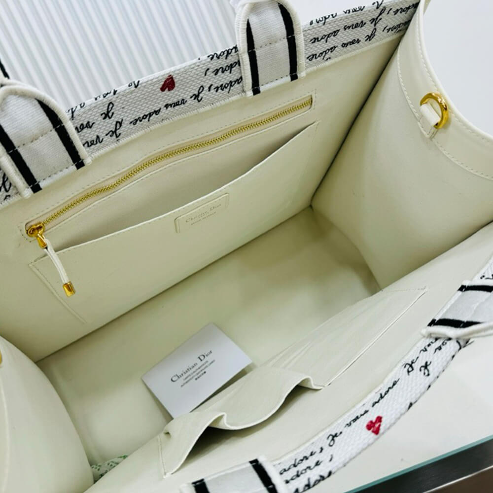 Dioramour Medium Dior Book Tote