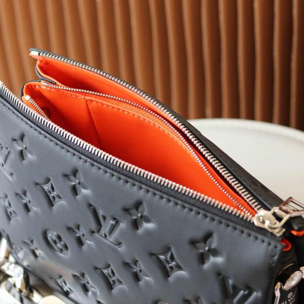 17017-8 LV Coussin BB