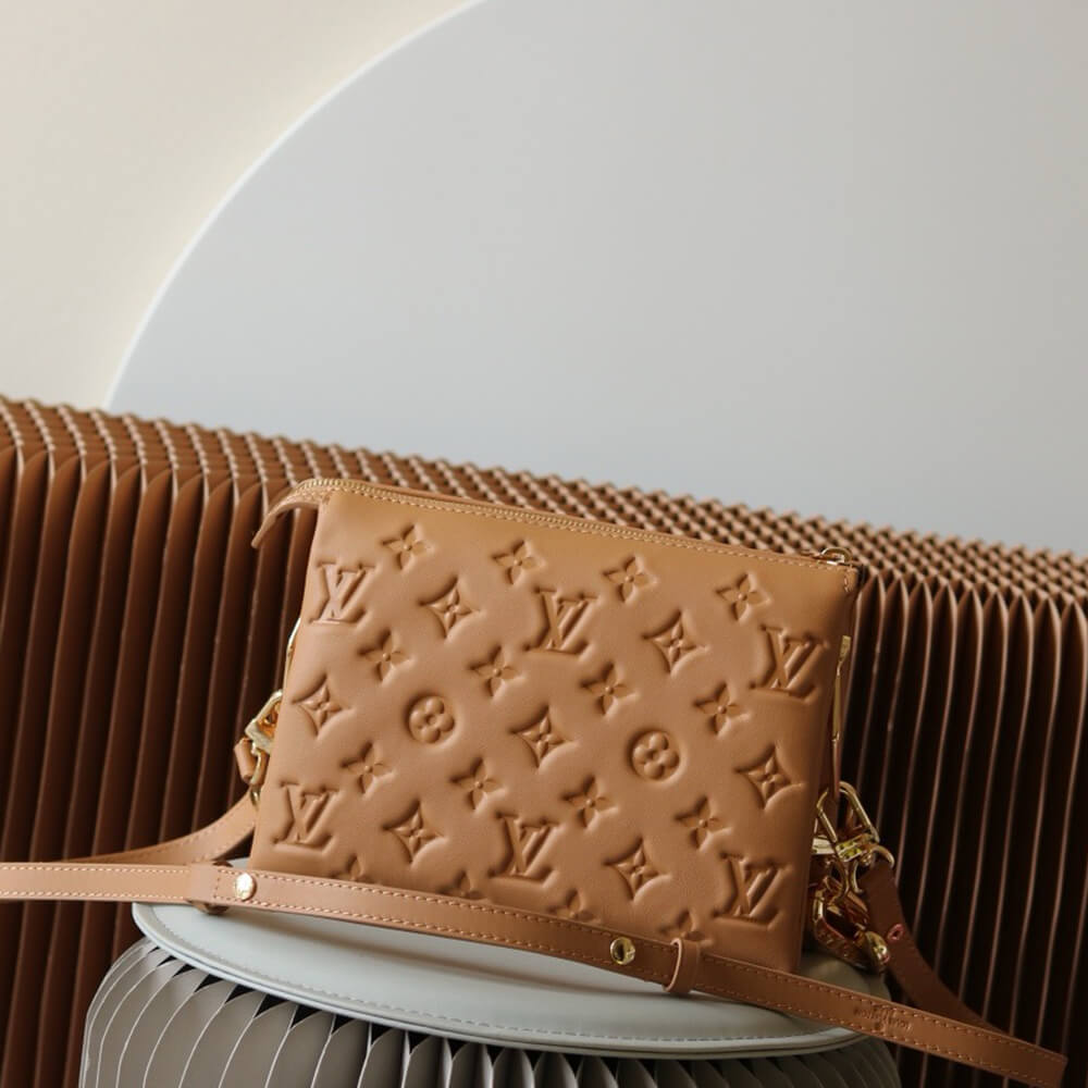 17019-4 LV Coussin BB