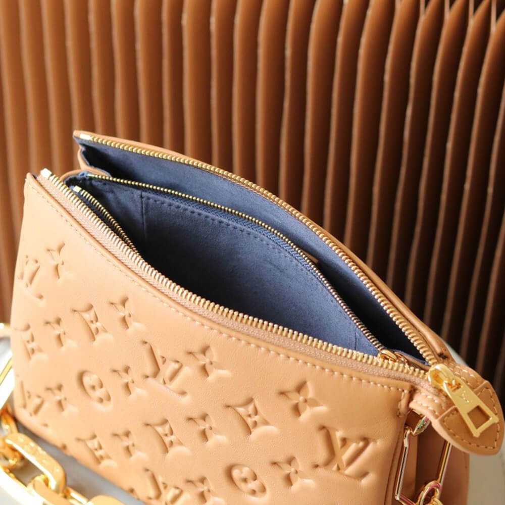 17019-8 LV Coussin BB