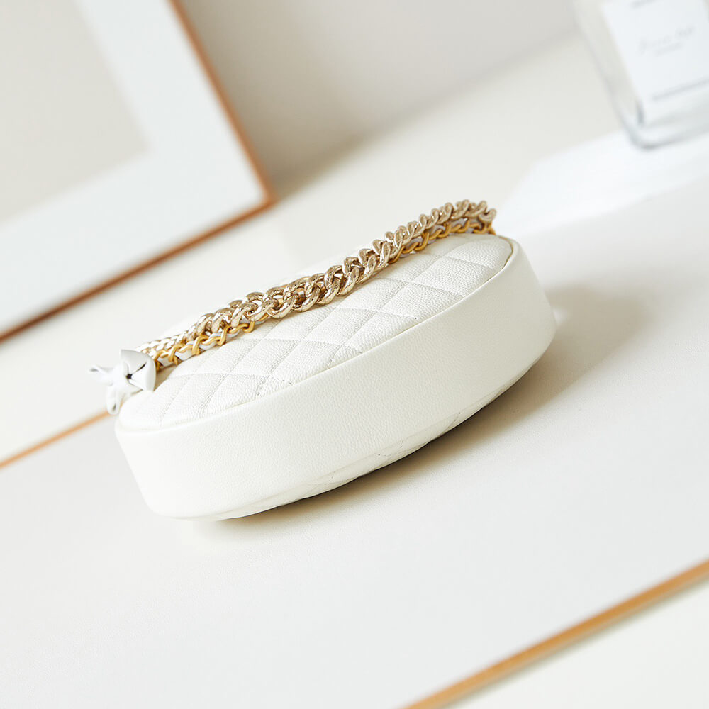 17029-6 Chanel Pouch