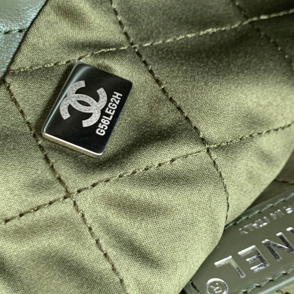 CHANEL 22 HANDBAG(high-end grade)