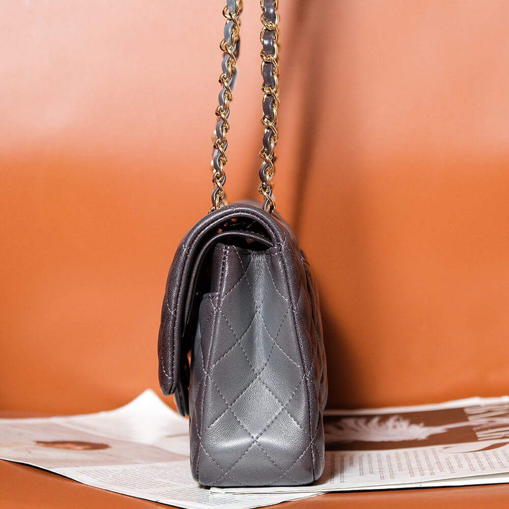 CHANEL CLASSIC 11.12 HANDBAG(high-end grade)