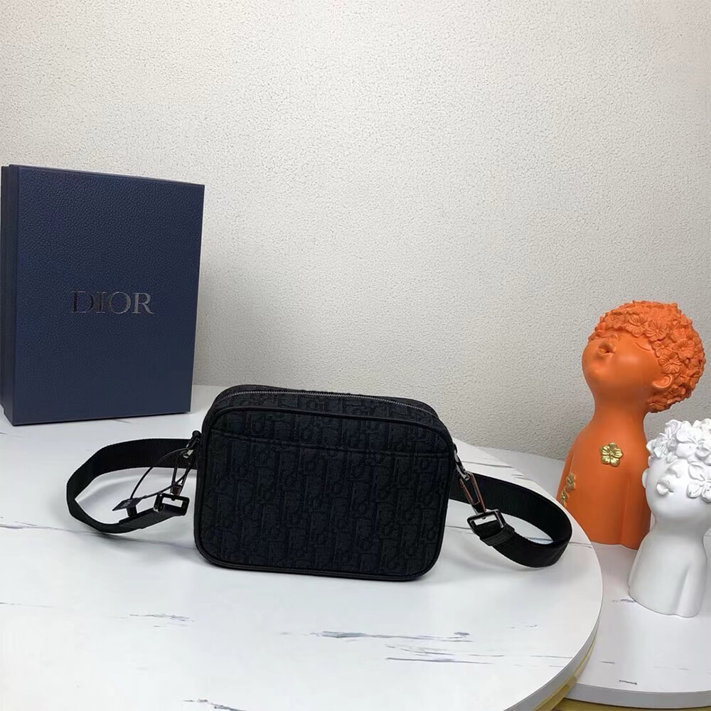 Dior Safari Bag with Strap(HIGH-END GRADE)