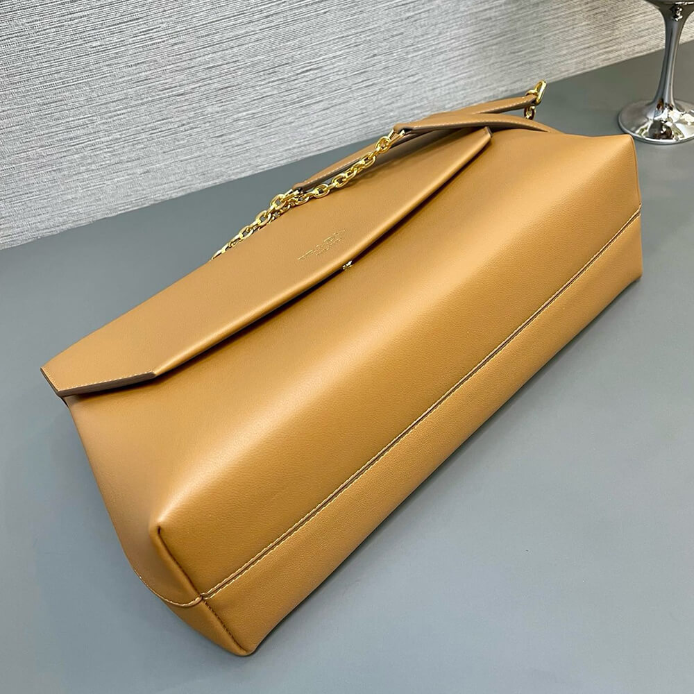 Prada Medium leather shoulder bag (HIGH-END GRADE)