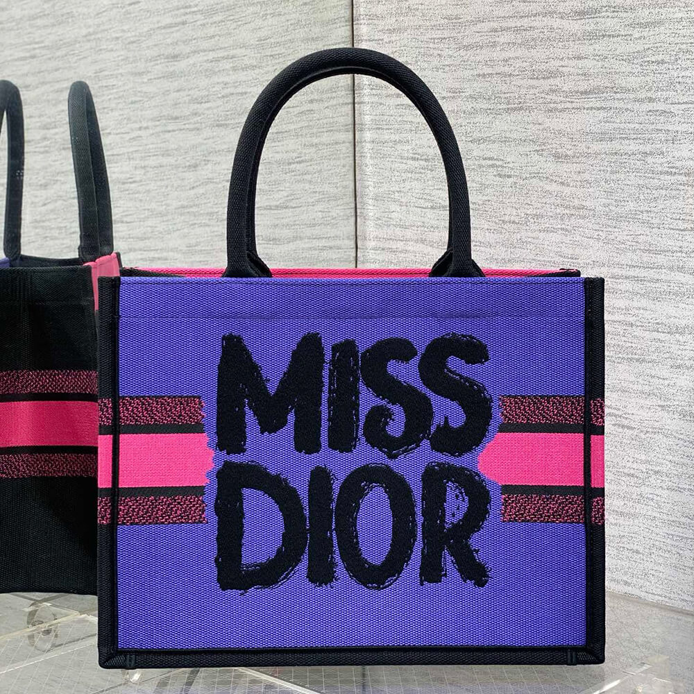 17114-4 Medium Dior Book Tote