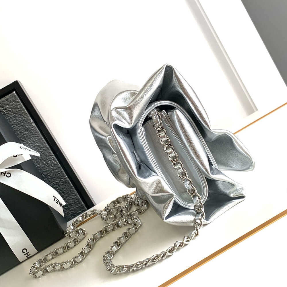 17118-3 CHANEL Clutch